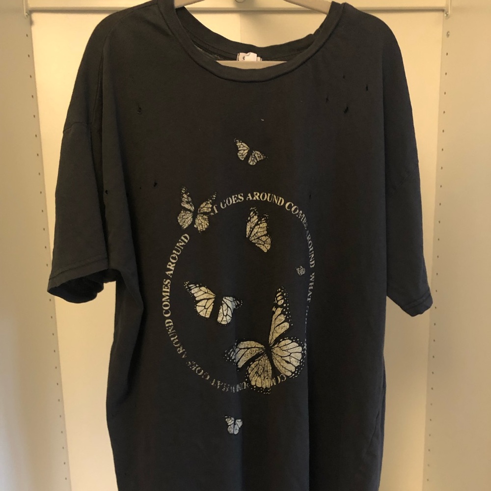 Garage Distressed Graphic T-shirt